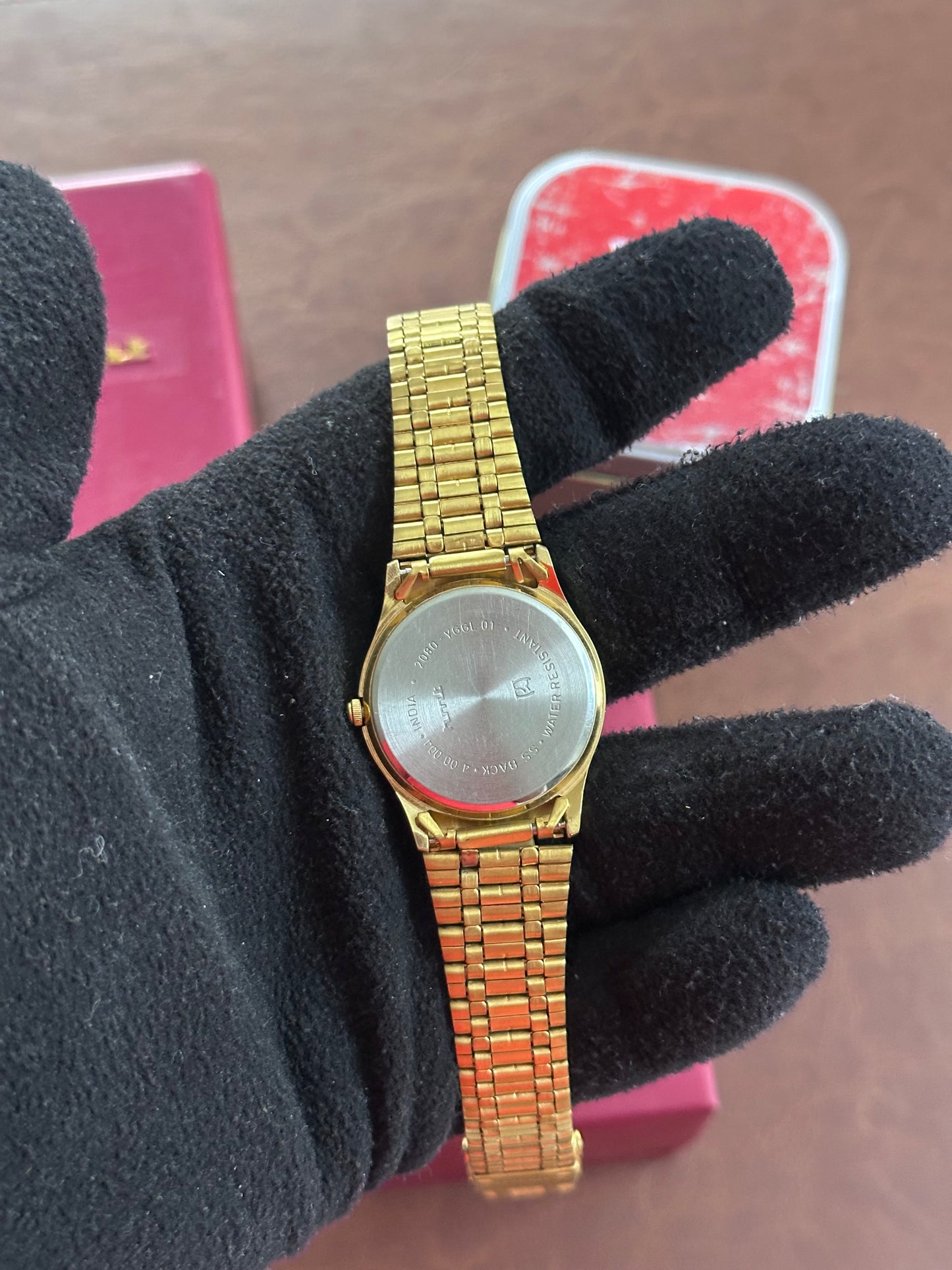 NOS HMT Shreyas Quartz – Champagne Dial Gold Tone Variant (Not Used)