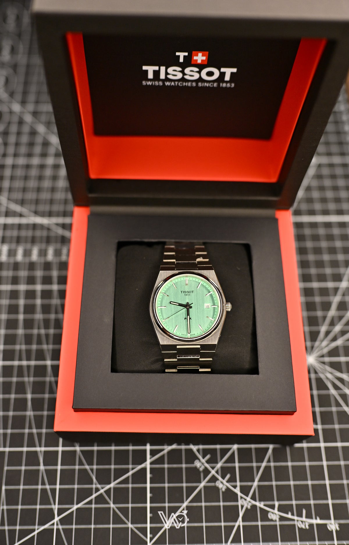Tissot PRX Quartz Mint Green Dial (Not used) 40mm | Watchex Signature Collection