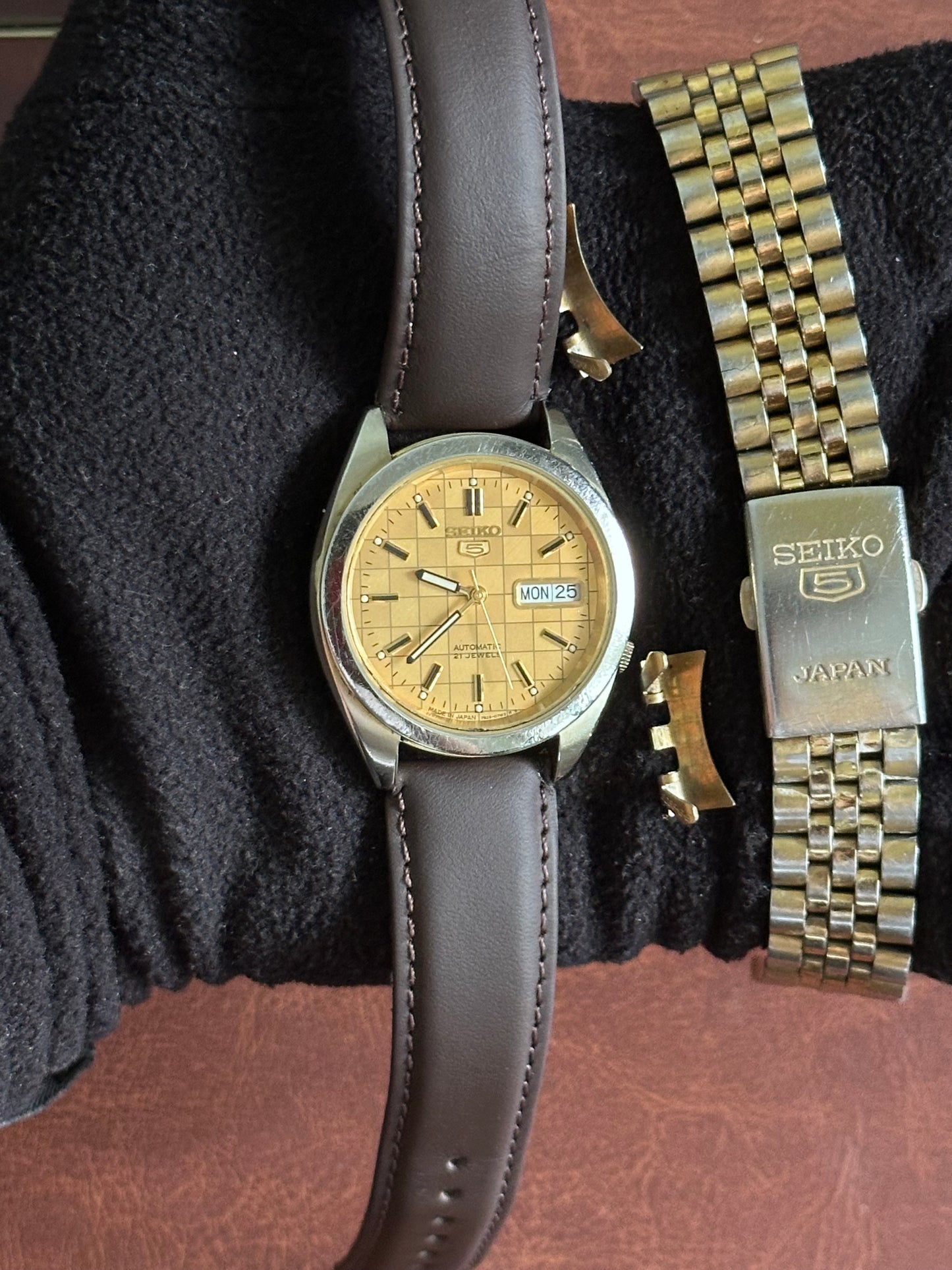 Vintage Seiko 5 Automatic Checkerboard Gold Dial JDM Open Caseback Original Bracelet (7S26-00X0) | Watchex India