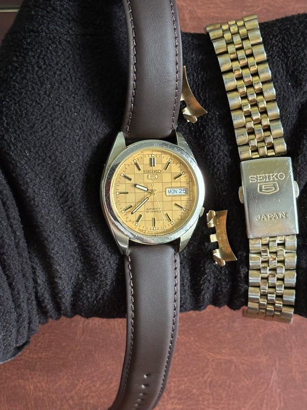 Vintage Seiko 5 Automatic Checkerboard Gold Dial JDM Open Caseback Original Bracelet (7S26-00X0) | Watchex India