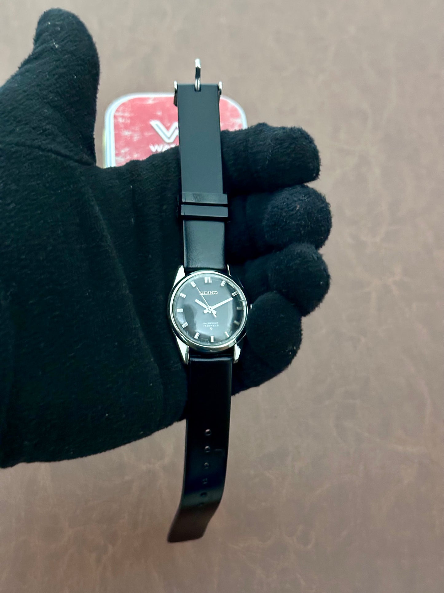 Vintage Seiko 66-7970 Black Dial Hand-Winding Dress Watch (1969)