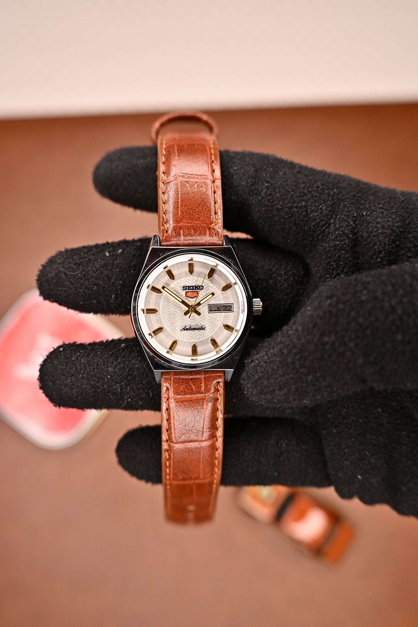 Vintage Seiko 5 Automatic Silver Wavy Redial Day-Date (7009) | Watchex India