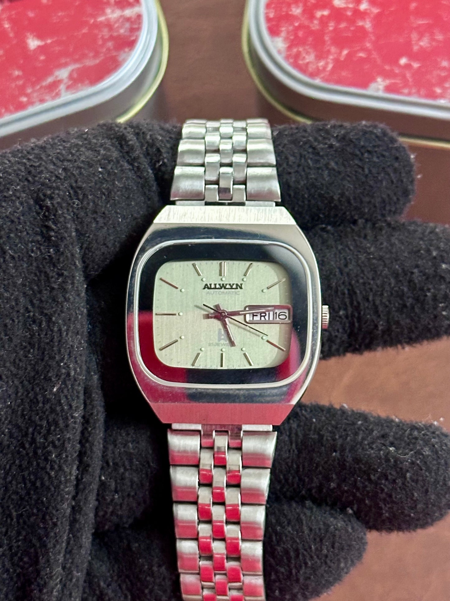 NOS Allwyn Automatic Y381-5010 - (Not Used)