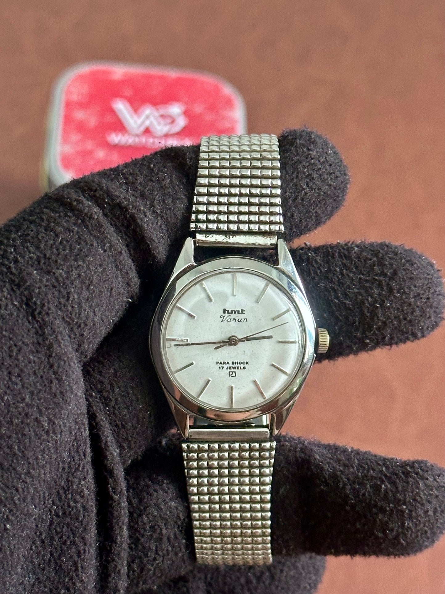 Vintage HMT Varun – White Dial Mechanical Hand-Winding