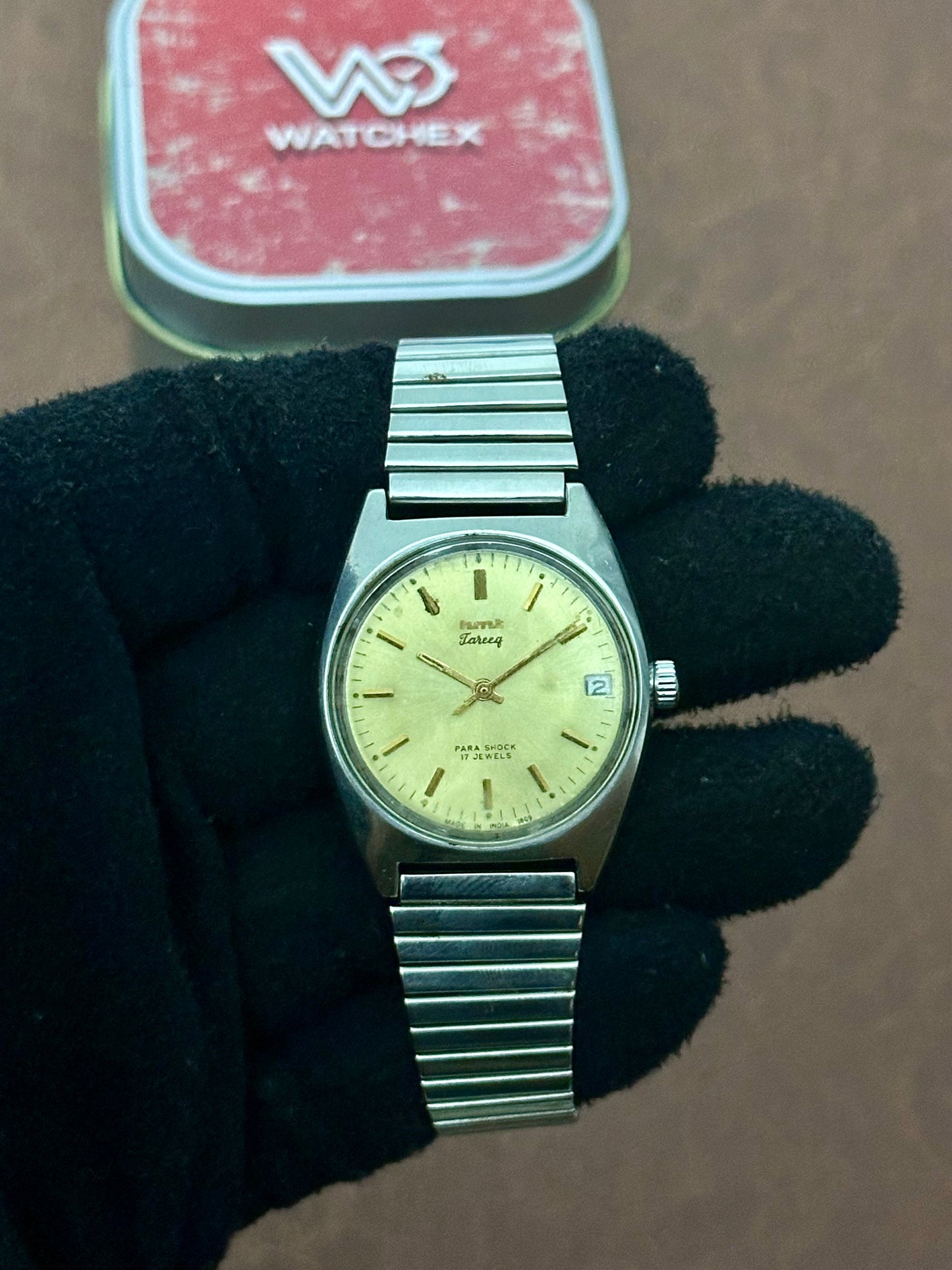 Vintage HMT Tareeq Mechanical – Sunburst Champagne Dial