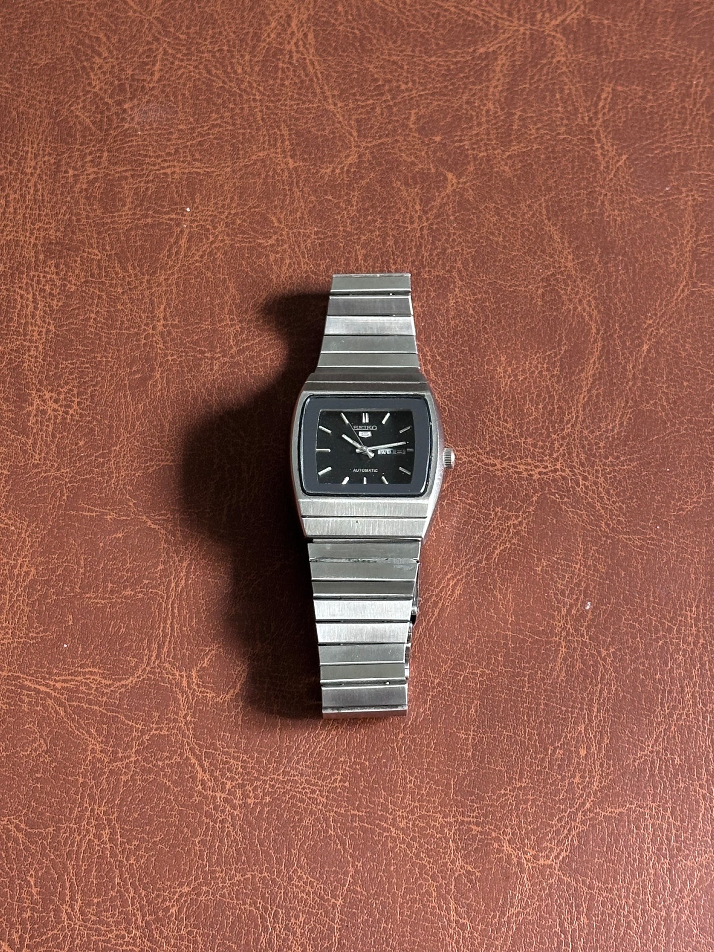 Vintage 1982 Seiko 5 TV Dial Automatic – Black Dial Japan Made