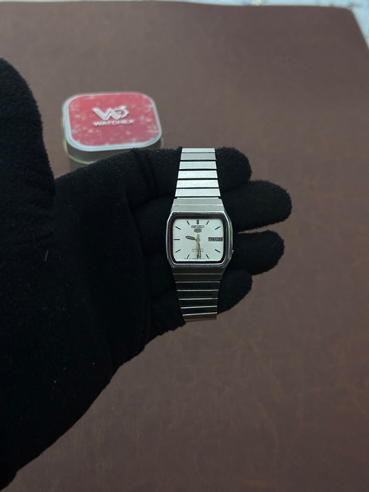Vintage Seiko 5 TV Dial Automatic 7009-206K Full OG