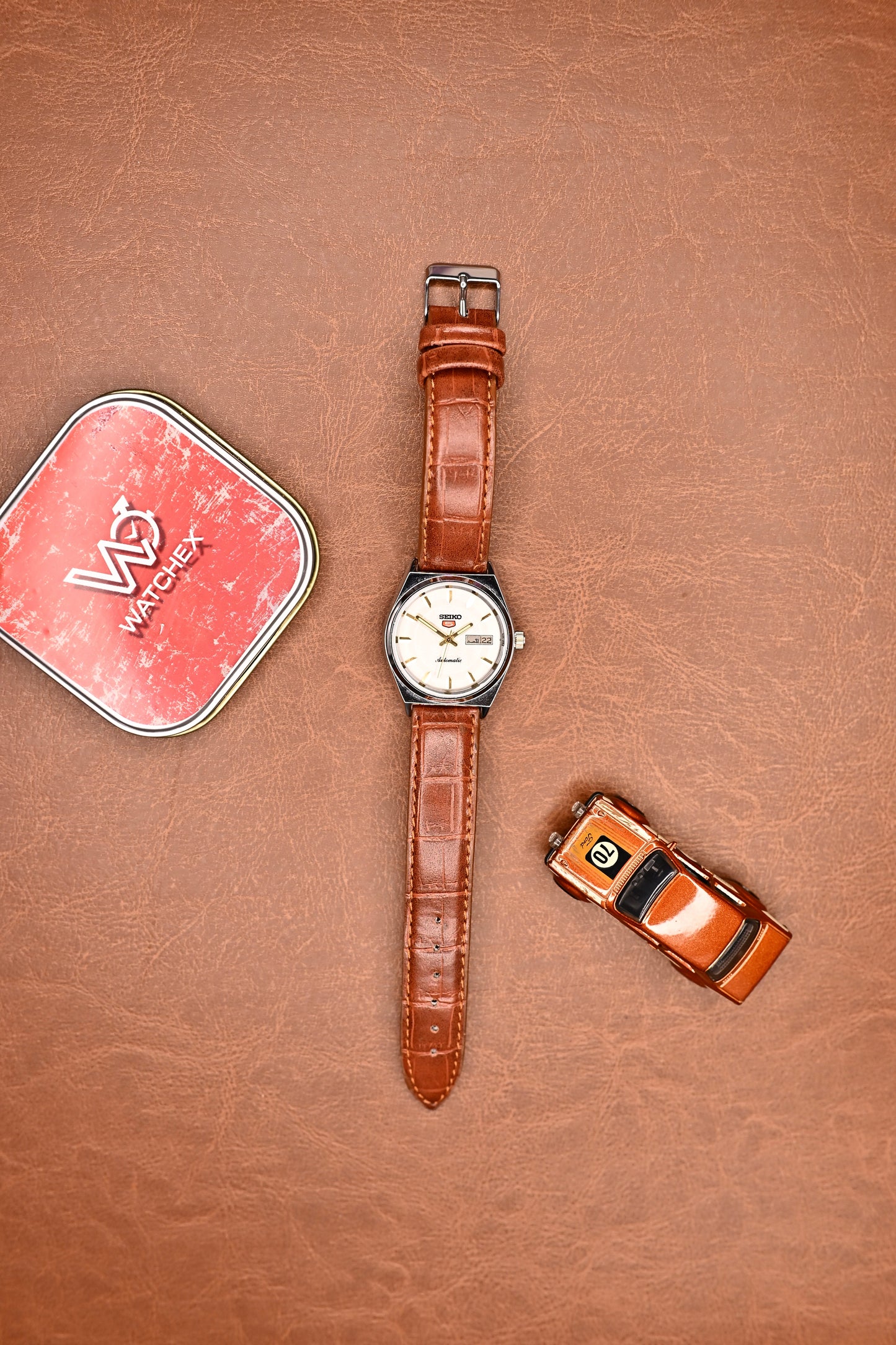 Vintage Seiko 5 Automatic Silver Wavy Redial Day-Date (7009) | Watchex India