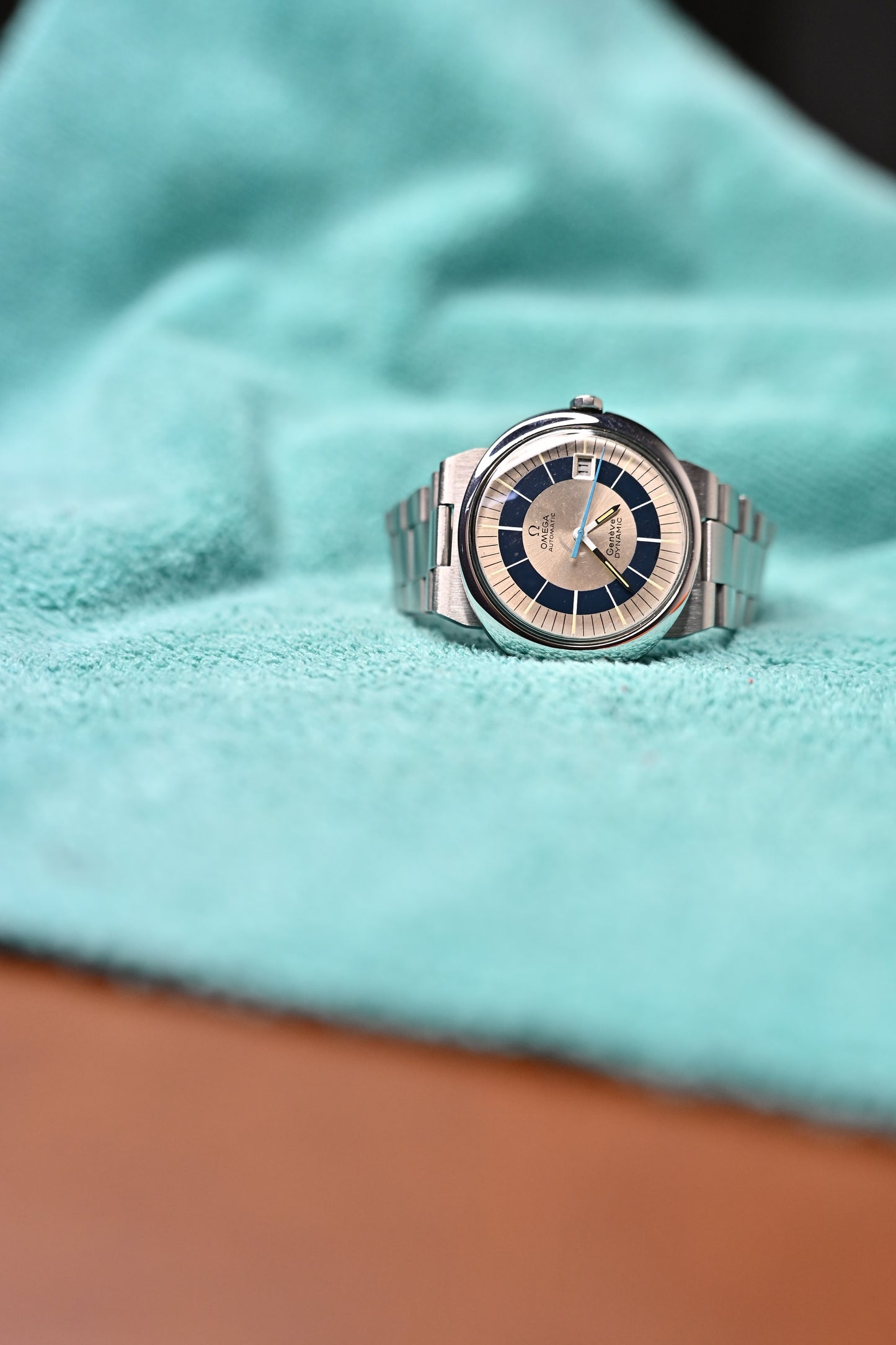 Vintage Omega 1969’s Genève Dynamic Automatic Blue Bullseye Dial Date (Ref. 166.039) with original bracelet | Watchex India