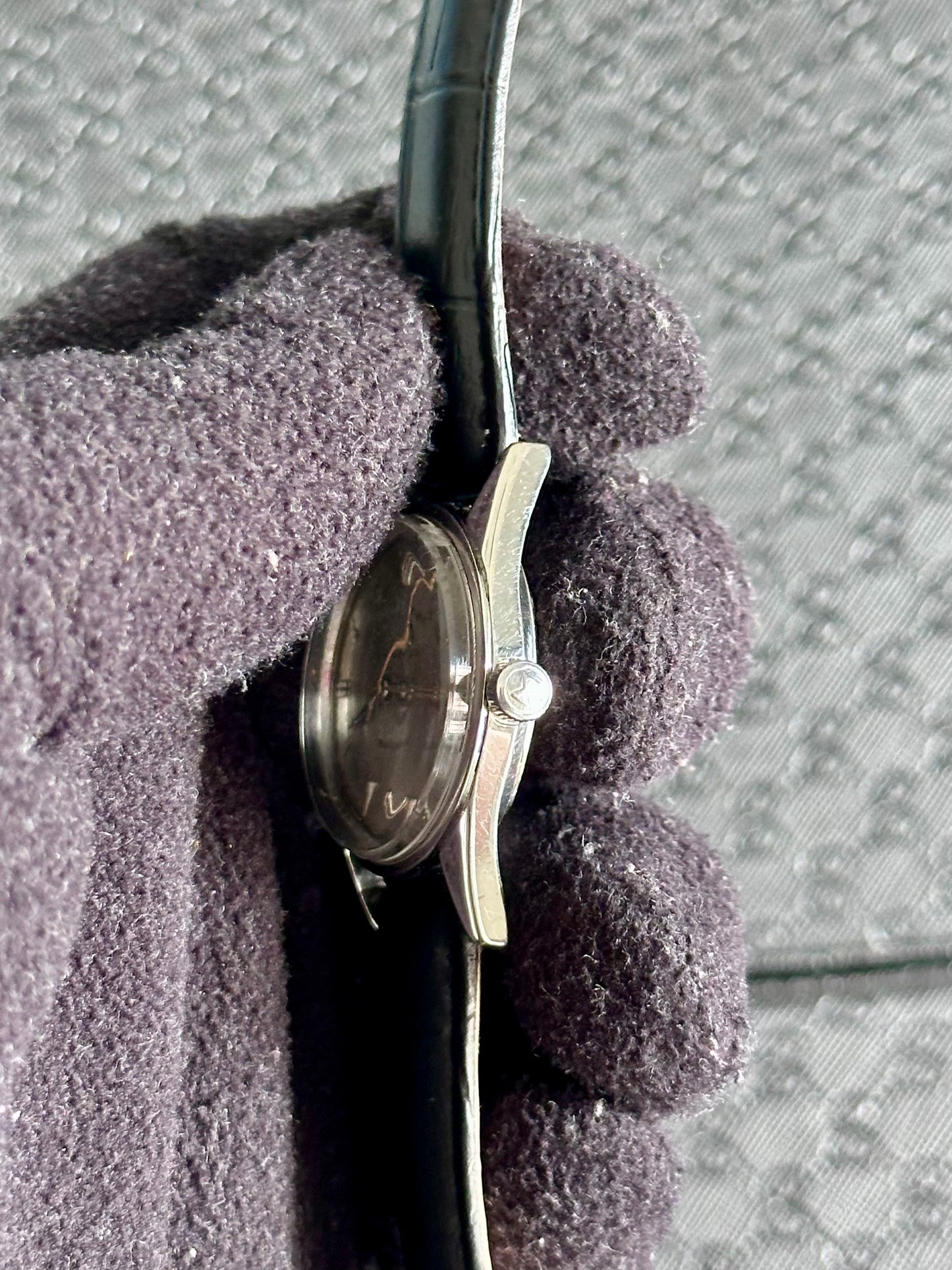 Vintage Favre-Leuba Sea King – Silver Dial Swiss Dress Watch