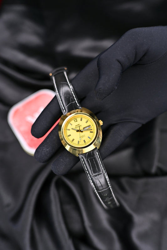 NOS HMT Kanchan Supreme Gold Sunburst Textured Dial 21 Jewels Automatic — Watchex India