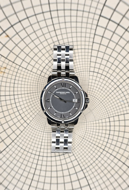 Raymond Weil Geneve 5591 Dark Grey Textured Dial Swiss Quartz — Excellent Pre-Owned | Watchex India
