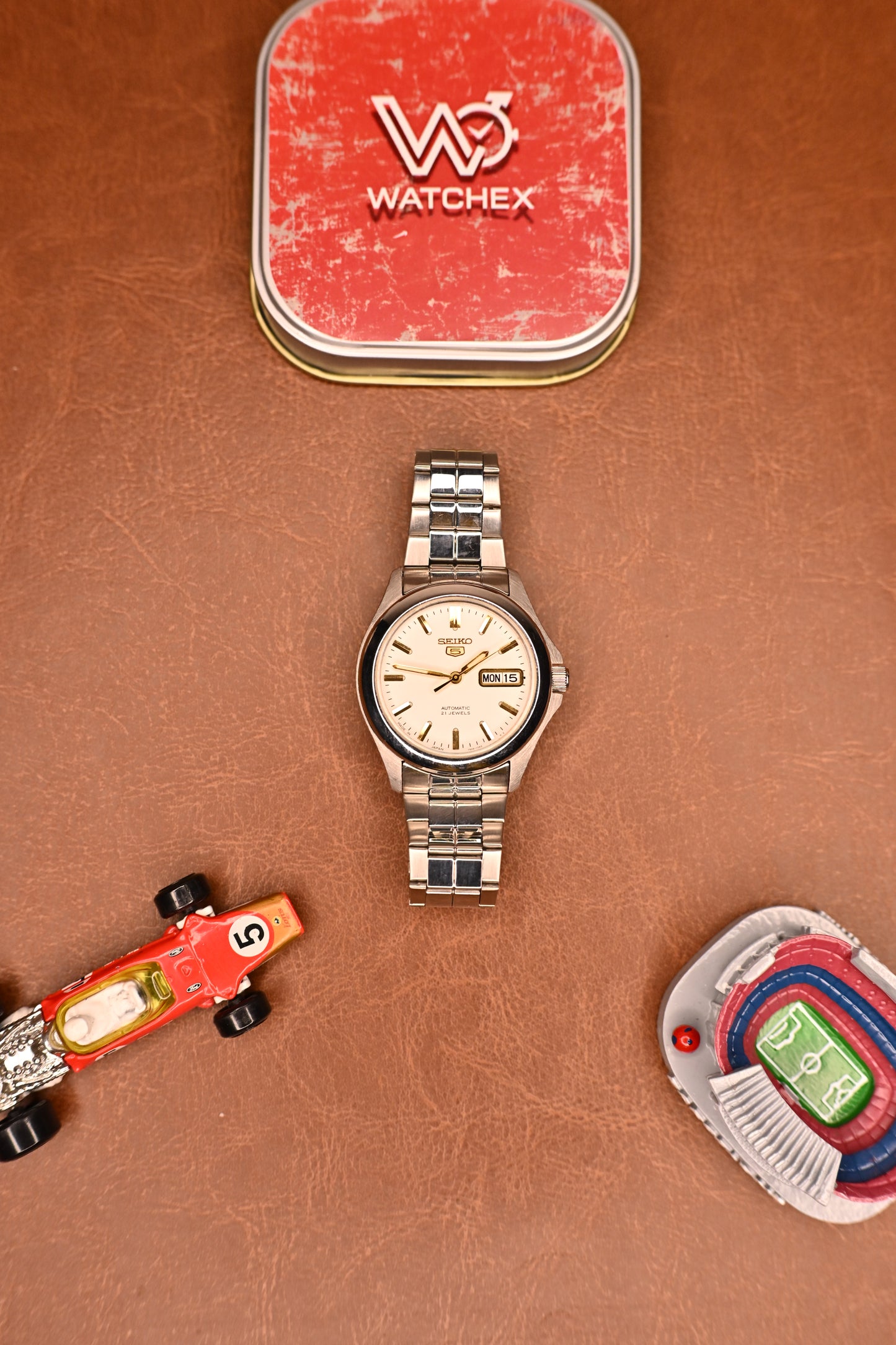 vintage Seiko 5 Automatic Cream Dial Japan Domestic Model 21 Jewels (7S26-02T0) | Watchex India