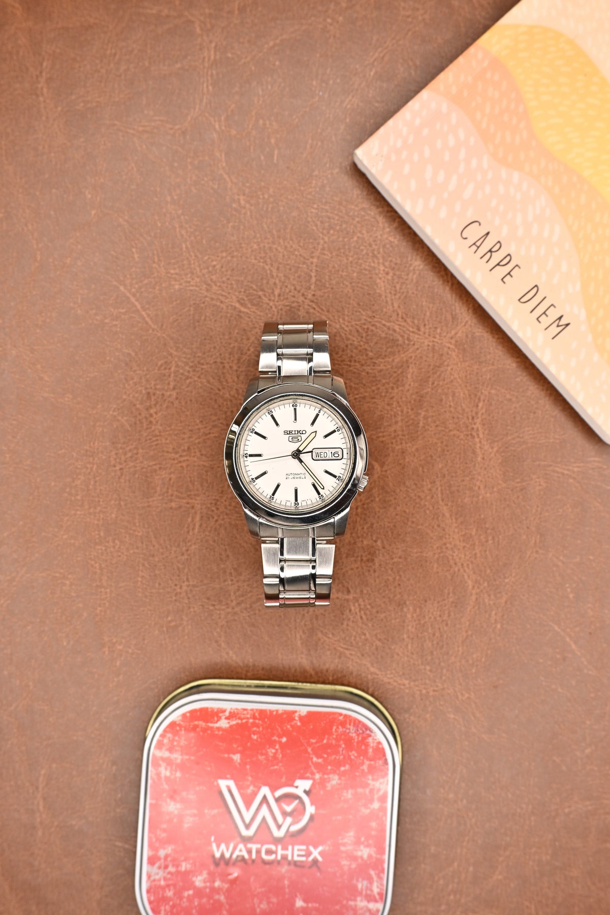 Seiko 5 White Dial Chapter Ring Accent Automatic Men’s Wristwatch | Watchex India Vintage Collection