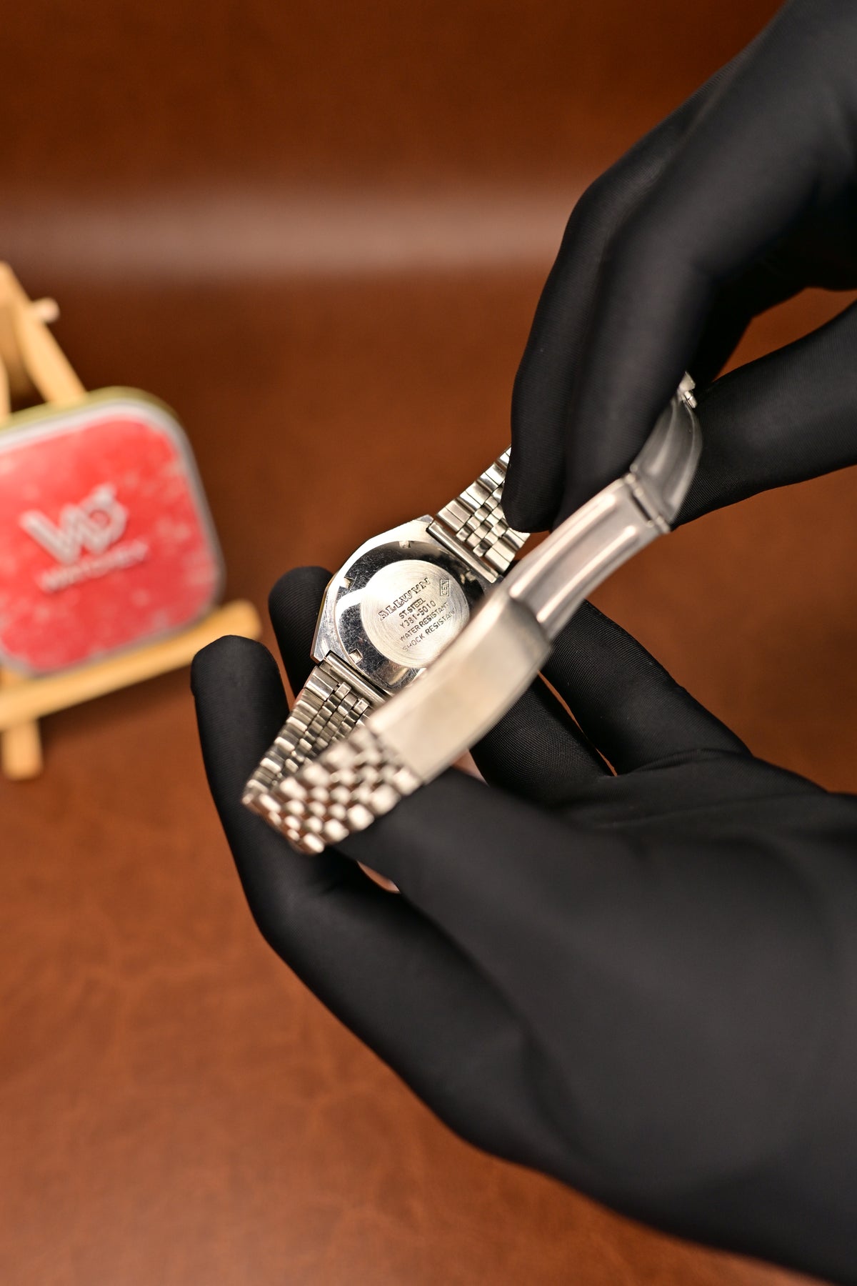 NOS Allwyn Mechanical Y381-5010 Jawaharlal Nehru Centenary Commemorative Dial 17 Jewels Manual-Winding — Watchex India