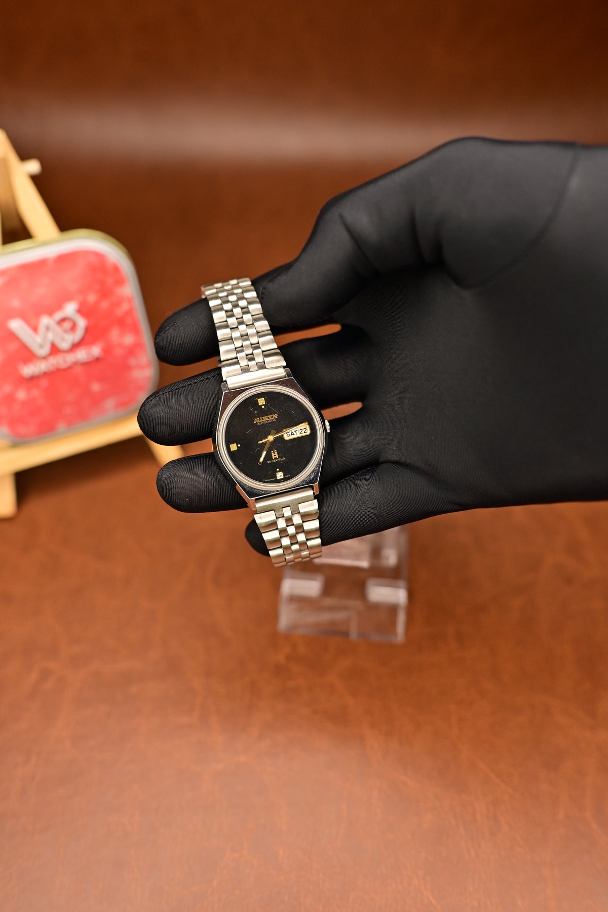 NOS Allwyn Automatic Y381-8100 Black Dial Crystal Markers 21 Jewels Day-Date — Watchex India
