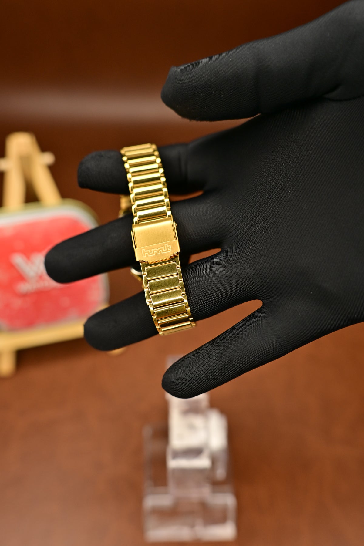 NOS HMT Elegance EGGG 54-1 11 001 Red Dial Quartz — Watchex India
