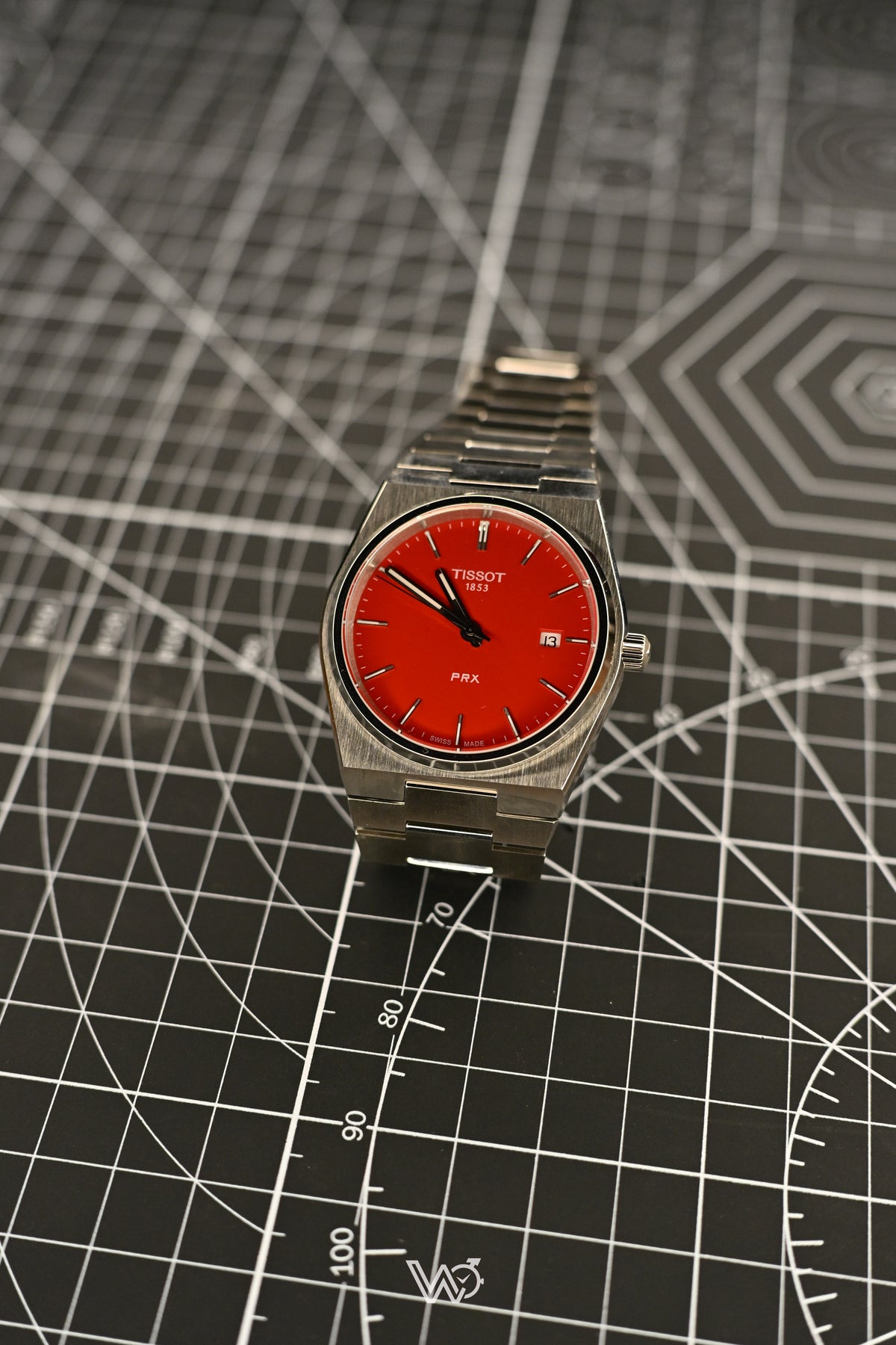Tissot PRX Quartz Red Dial (Not used) 40mm | Watchex Signature Collection