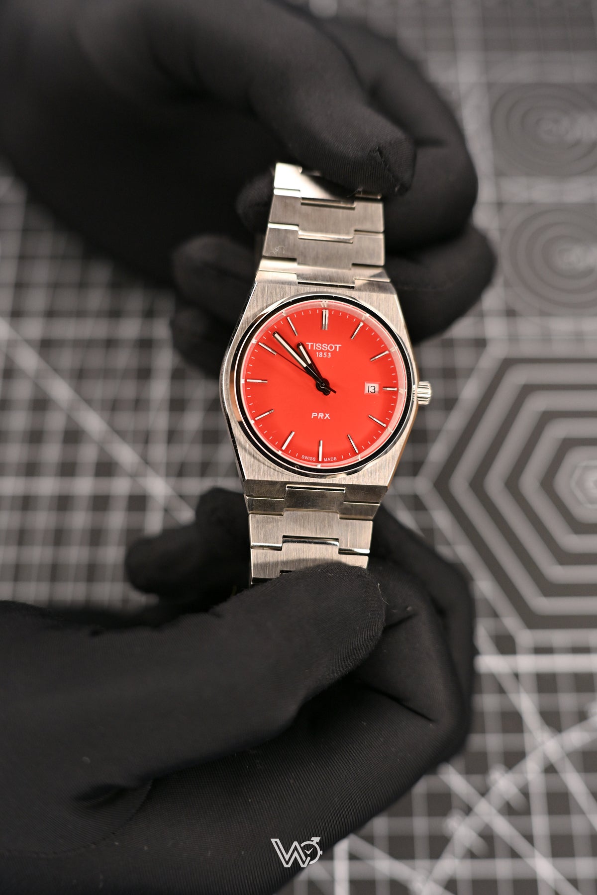 Tissot PRX Quartz Red Dial (Not used) 40mm | Watchex Signature Collection