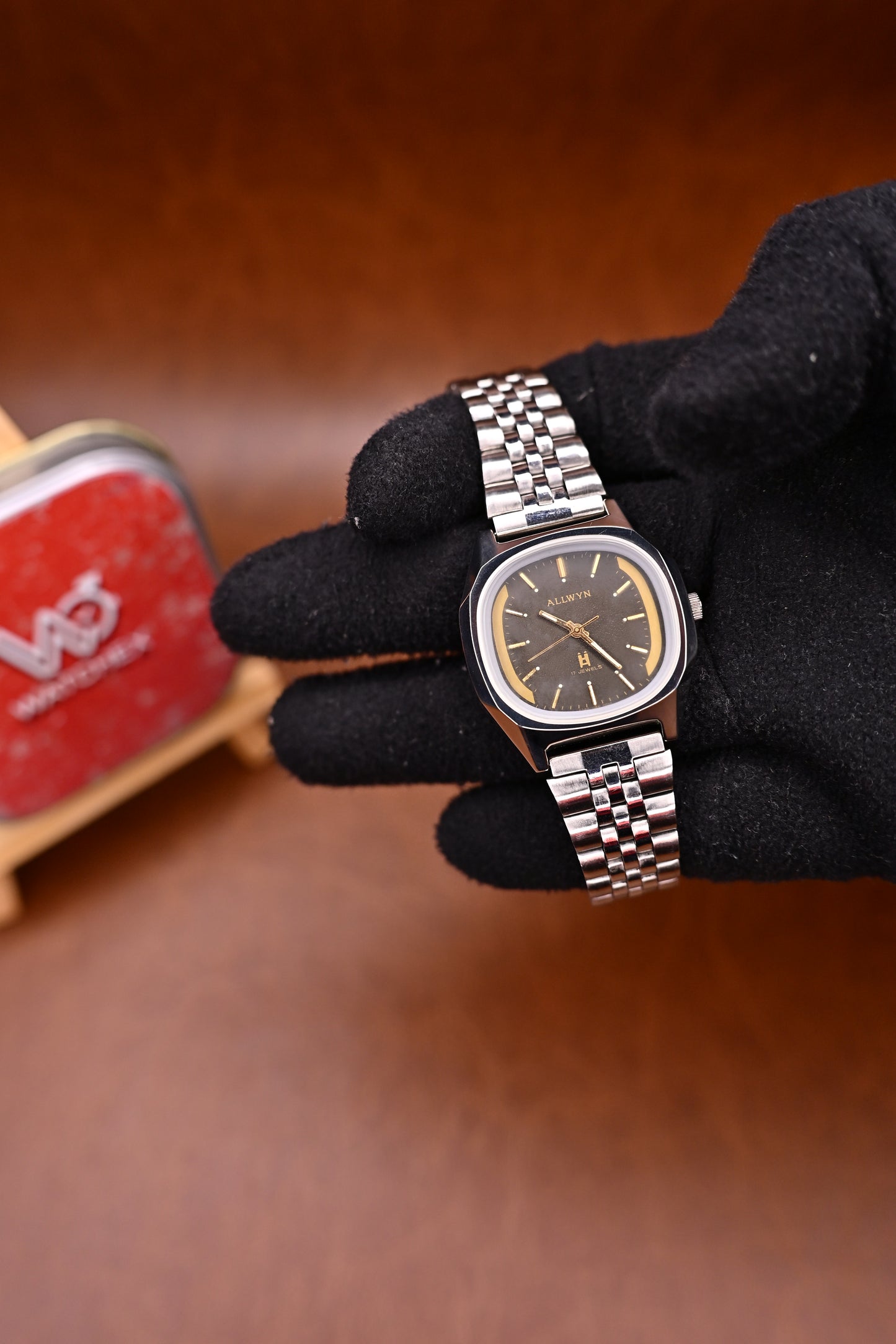 NOS Allwyn 17 Jewels Black & Gold Dial  Hand-Winding | Watchex India