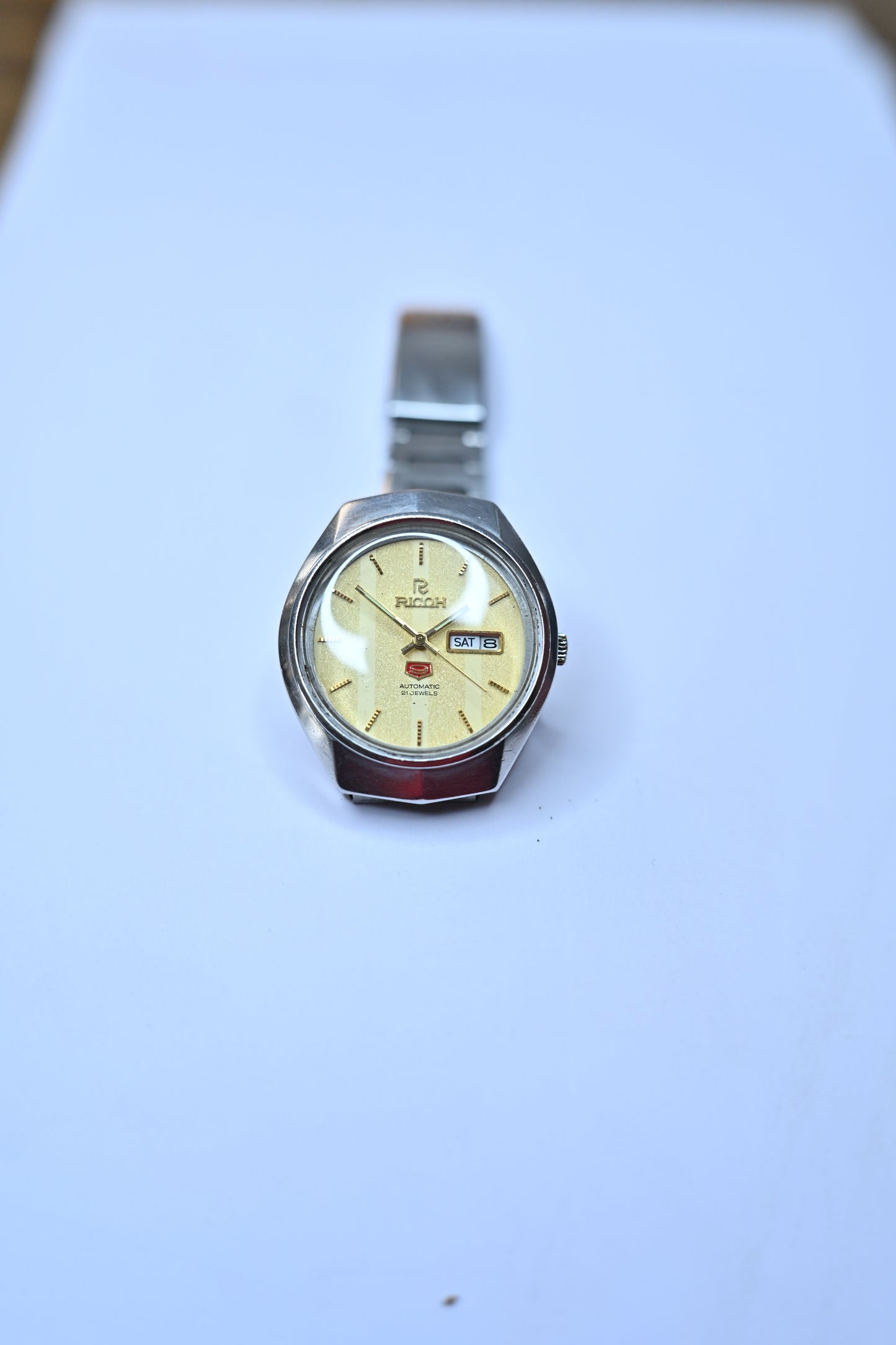 Vintage Ricoh Automatic 21 Jewels Champagne Dial Day-Date Japan Watch 61421A | Watchex India