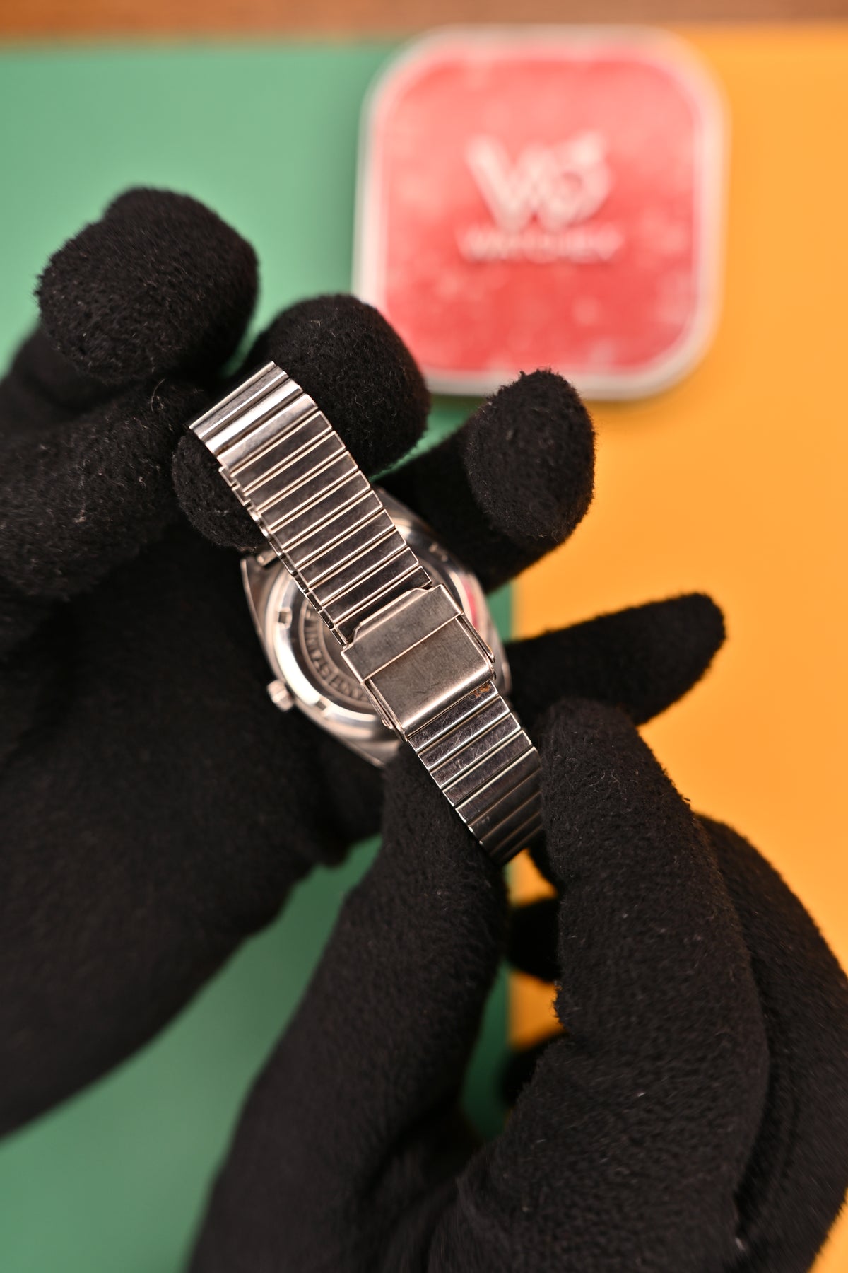 Vintage HMT Tareeq Mechanical – Sunburst Champagne Dial