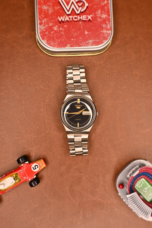 Vintage Seiko 5 Automatic Black Sunburst Dial Day-Date (6309-8930) | Watchex India