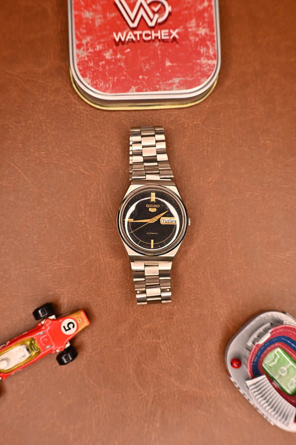 Vintage Seiko 5 Automatic Black Sunburst Dial Day-Date (6309-8930) | Watchex India