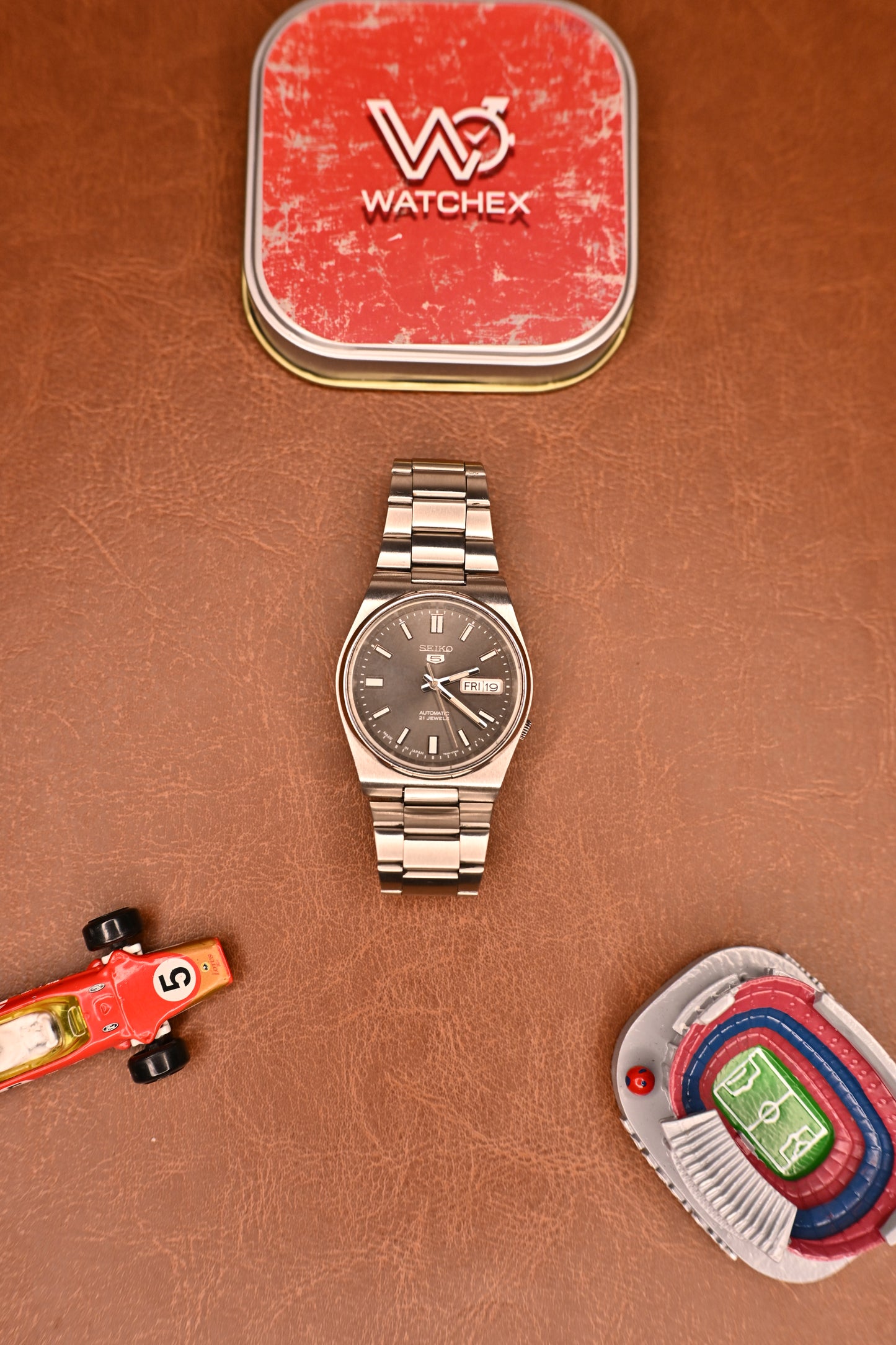 Vintage Seiko 5 Automatic Sunburst Charcoal Dial JDM (7S26-0520) | Watchex India